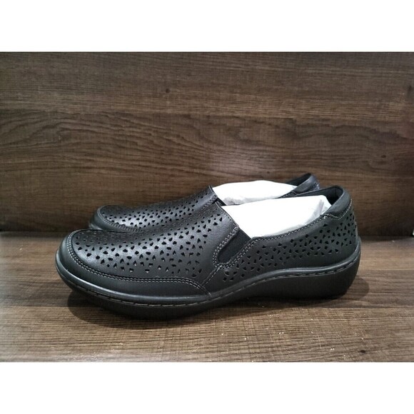 Clarks Women's Collection Cora Sky Flats Black Leather 8.5N New - Picture 1 of 10